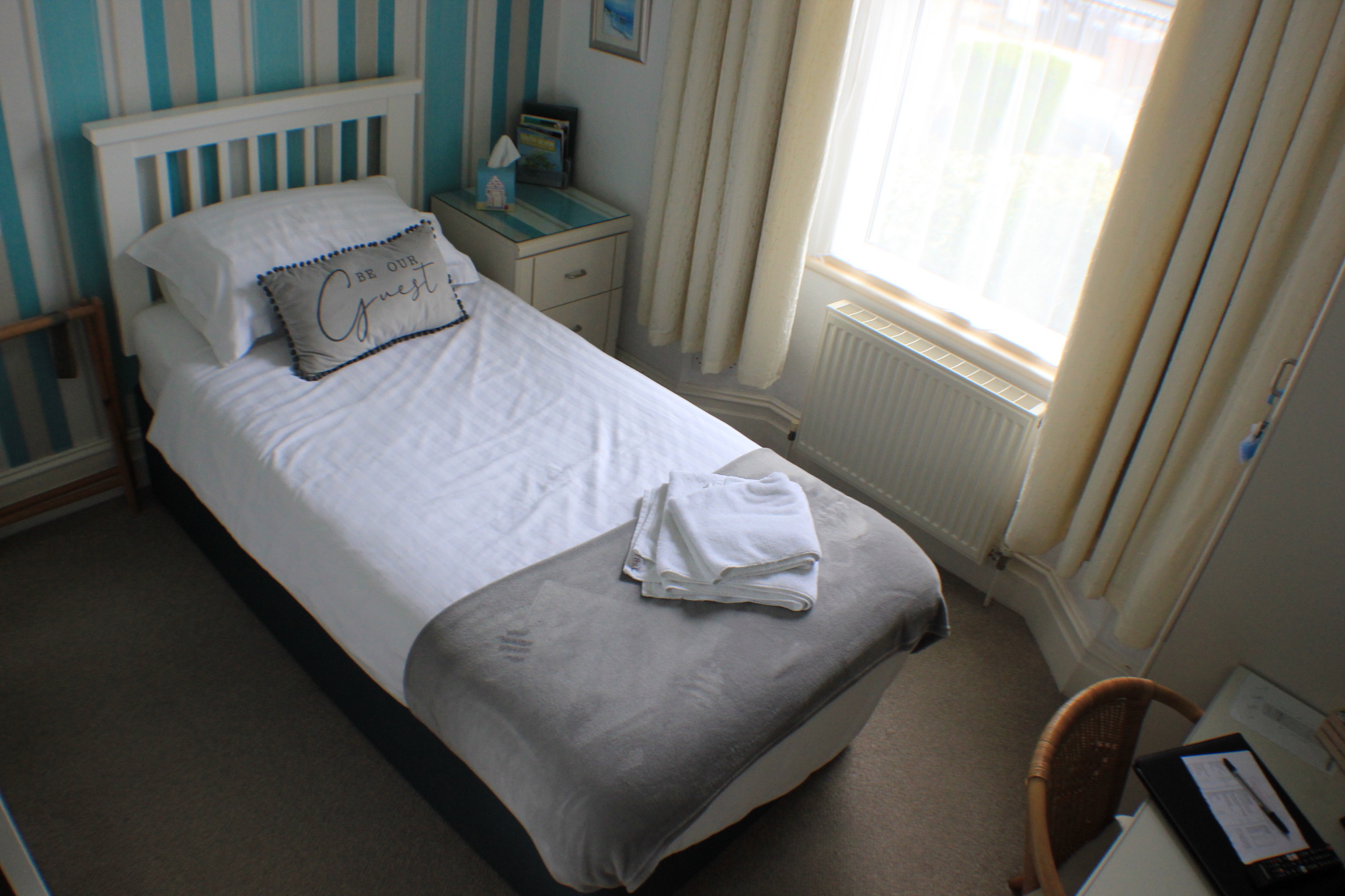Single Room, Paignton Bed and Breakfast